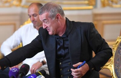 FCSB - MLADA 0-0 // Gigi Becali lansează acuzații dure la adresa propriului jucător: „S-a dat accidentat la mișto! I-o fi zis impresarul. El nu știe ce pot să îi fac!”