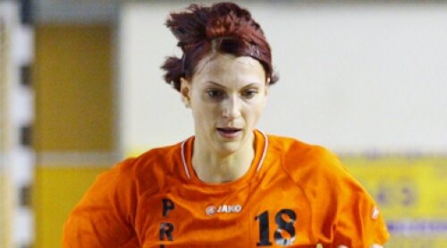 Mihaela Tivadar, Tivadar, HCM Roman