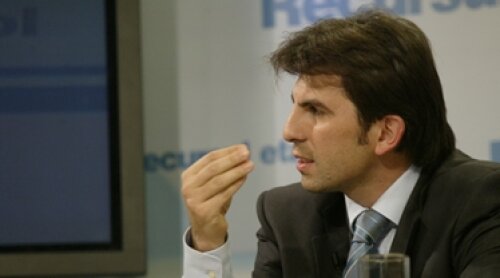 Ionut Lupescu, Lupescu