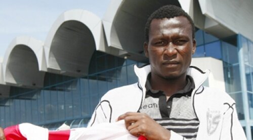 Robert Sakara, Sakara, Dinamo