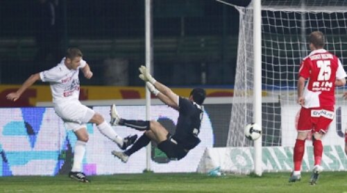 Vali Nastase, Nastase, Gloria