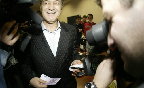 Salvarea Pandurilor ar putea veni de la patronul stelist