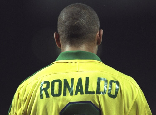 Ronaldo şi-a anunţat retragerea în cadrul unei conferinţe de presă. Meciul amical cu România va fi ultima apariţie a brazilianului ca jucător
