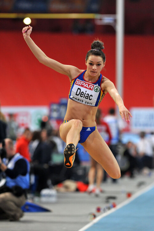 Cornelia Deiac s-a calificat în finală la săritura în lungime