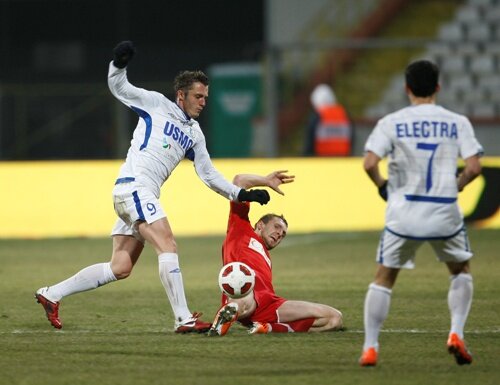 Defensiva lui Dinamo a greşit şi la  meciul cu Pandurii
