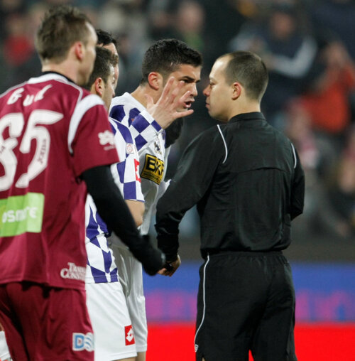 Marius Avram a acordat două penalty-uri în meciul dintre CFR Cluj şi Poli Timişoara