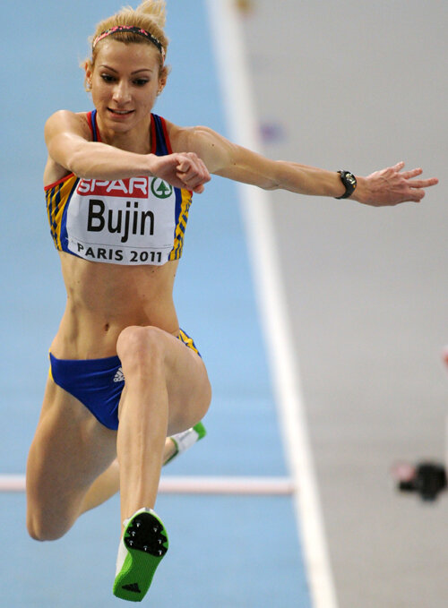 Cristina Bujin s-a clasat pe locul 5 cu săritura din prima încercare, care a măsurat 14,19 m Foto: AFP-Mediafax