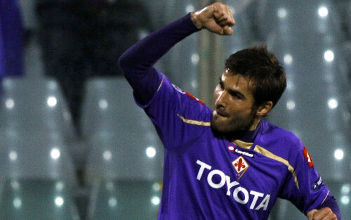 Mutu s-a descătuşat în partida cu Catania, marcînd două goluri