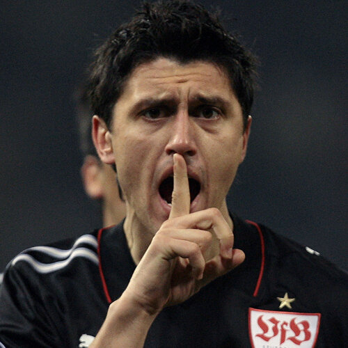 Ciprian Marica, 25 de ani, a jucat la Stuttgart din 2007. Şi i-a făcut să tacă rareori pe conducători, nemulţumiţi de el
Foto: Reuters