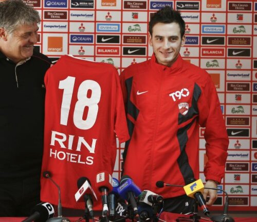 Stefan Bărboianu, alături de Ioan Andone, la conferinţa de prezentare la Dinamo