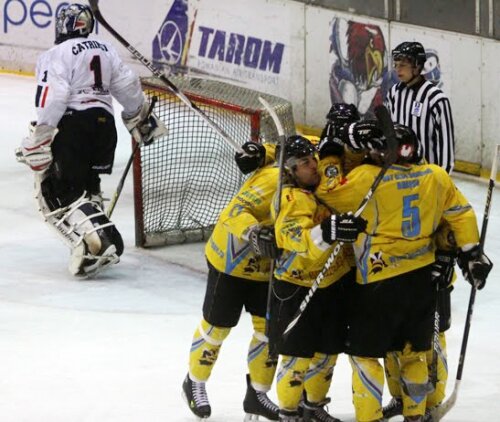 Braşovenii au obţinut calificarea în finală Foto: Gabriela Arsene
