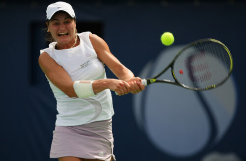 Monica Niculescu (foto: zimbio.com)