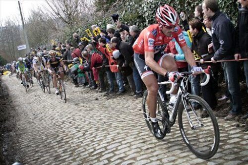 Fabian Cancellara e considerat marele favorit în Turul Flandrei, dar Tom Boonen e mai decis ca niciodată să nu mai fie desprins pe Molenberg ca în 2010