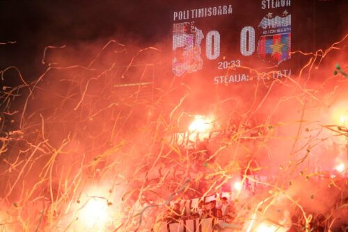 Incendiu în galeria lui Poli