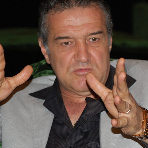 Gigi Becali nu trece peste convingerile sale religioase, nici măcar pentru Steaua