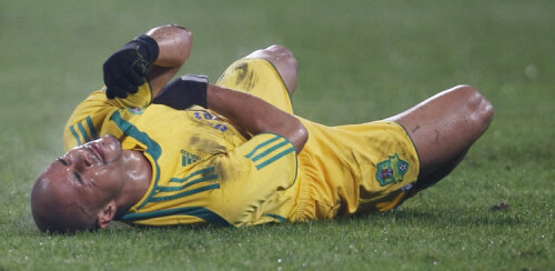 Wesley s-a accidentat la meciul cu Dinamo şi e puţin probabil să poată evolua contra Bistriţei