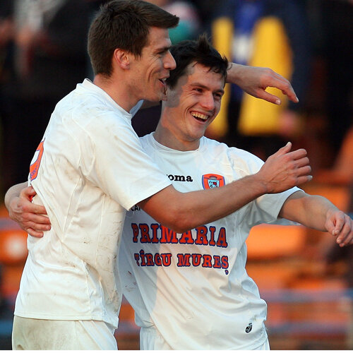 Ruiz (stînga) și Rus au făcut spectacol în fața Victoriei
Foto: MediafaxFoto