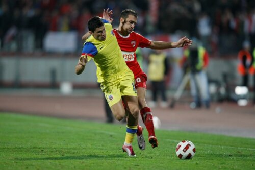 Alexe şi Tănase au fost titulari şi în partida tur cîştigată de Dinamo cu 2-1