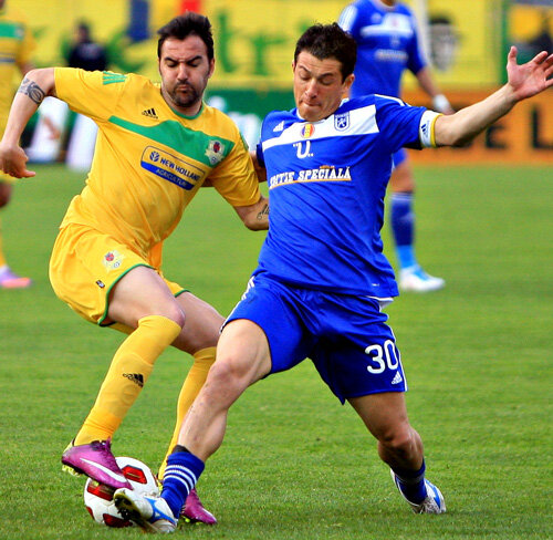 Prepeliţă (dreapta) a jucat în Liga 1 la FC Argeş şi la Craiova Foto: MediafaxFoto