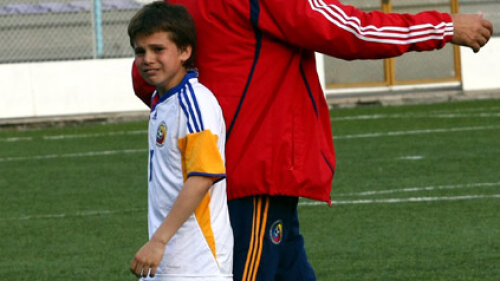 Ianis Hagi a plîns de ciudă pentru schimbare şi pentru înfrîngerea suferită în finala Mondialului U13