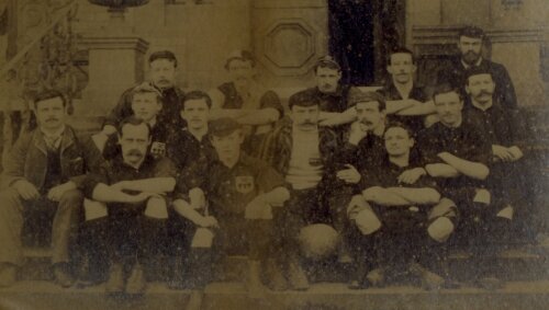Fondat in 1857, Sheffield FC se zbate acum printre amatori, în liga a 8-a.