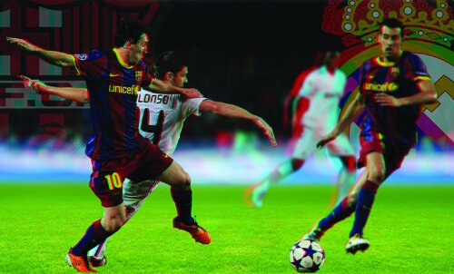 Leo Messi (prim-plan), jucătorul genial care l-a ajutat pe Guardiola să devină, pe banca Barcelonei, unui dintre marii antrenori ai Europei Foto 3D: Dan Bucur