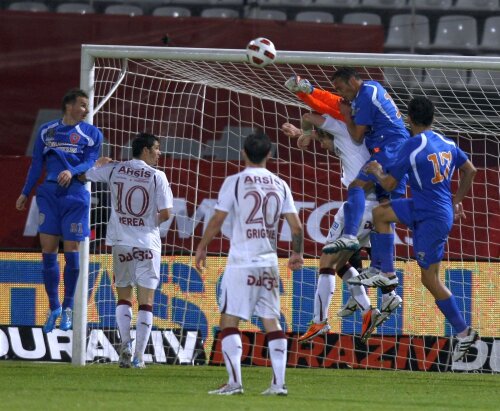 Giuleștenii au sperat că un gol e suficient pentru trei puncte. Echipa lui Sabău le-a dat planurile peste cap prin reușita lui Florin Dan