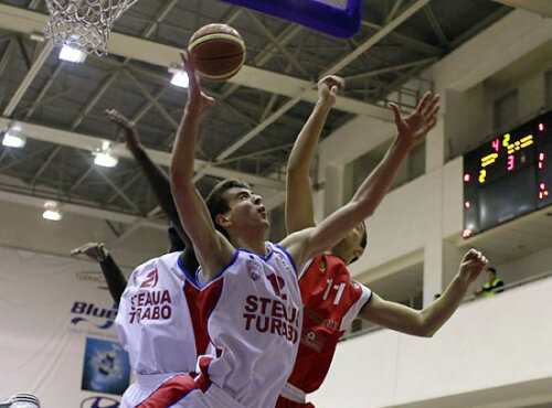 Bogdan Ţibîrnă a fost MVP-ul partidei cu CSŞ Bega