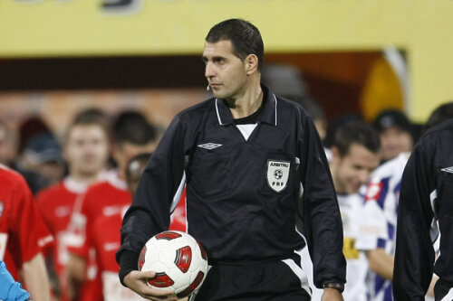 Imagini de la Dinamo - Poli Timişoara 0-0