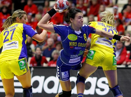 Cristina Neagu a impresionat întotdeauna prin forţa aruncărilor Foto: Raed Krishan