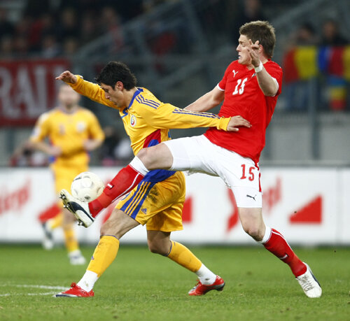 Austria - România 2-1, pe 1 aprilie 2009, a fost ultimul meci din mandatul precedent al lui Piţurcă la echipa naţională Foto: Mihai Şteţcu