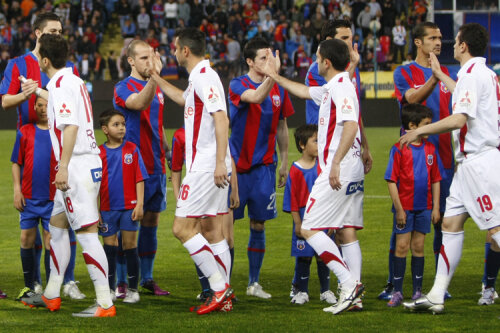 Dinamo a cîştigat ambele meciuri de campionat cu Steaua (2-1 şi 1-0)