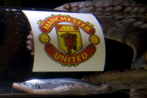 Iker a ales: Manchester United ia trofeul!