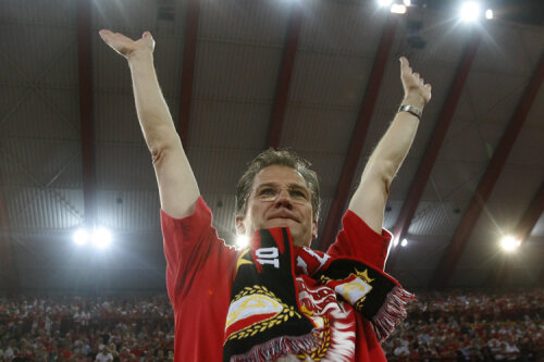 Bölöni a antrenat-o ultima oară
pe Lens, cu care a retrogradat
în liga secundă franceză
Foto: Reuters