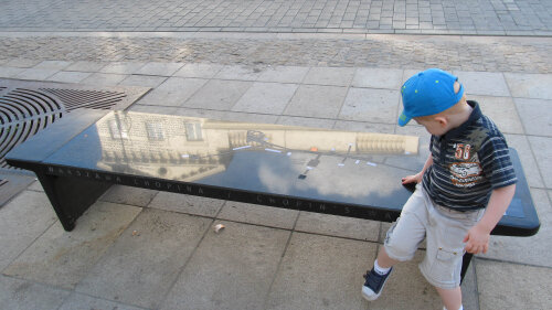 Banca din Varşovia la care poţi asculta Chopin