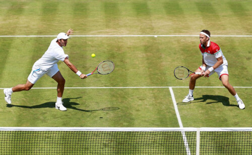 TennisHoria Tecău (în stînga) şi Robert Lindstedt