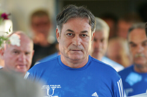 Costică Ştefănescu deplînge situaţia Universităţii