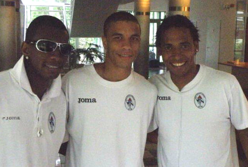 Igor dos Santos şi Medeiros alături de Eric de Oliveira