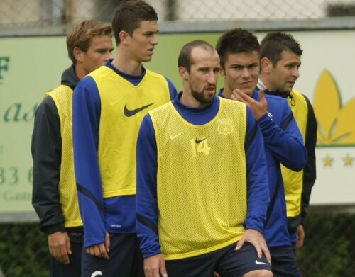 Steliştii şi-au recuperat banii care le-au fost furaţi din camere