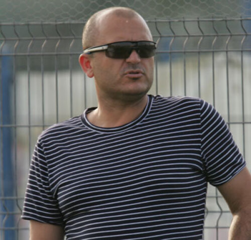 Mititelu ii ia apararea lui Becali si il ataca pe Dragomir