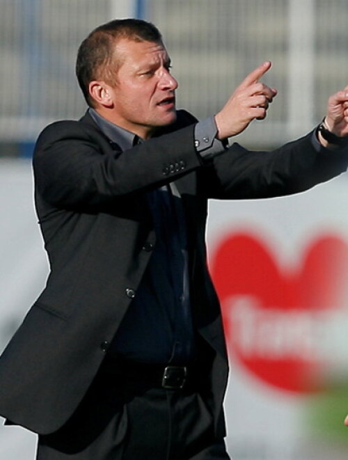 Dorinel încearcă să readucă echipa la forma din sezonul trecut