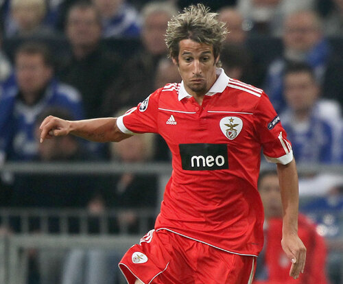 Coentrao era sub contract cu Benfica pînă în 2016. La Real se va lupta pentru titularizare cu Marcelo și Arbeloa