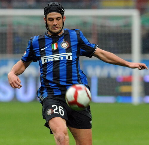 Cristi Chivu nu vrea să o părăsească pe Inter şi a refuzat oferta Valenciei