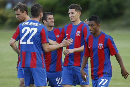 Mihai Costea a marcat primul său gol în tricoul Stelei împotriva brazilienilor de la Commercial