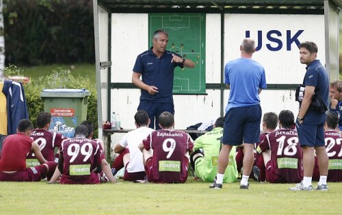 Cinci din cei 6 jucători veniţi în această iarnă la CFR Cluj au evoluat titulari contra naţionalei Uzbekistanului, meci cîştigat de CFR Cluj cu scorul de 1-0