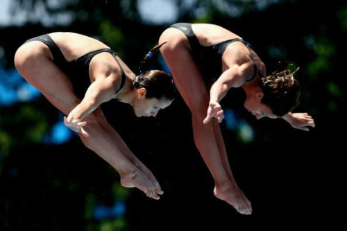 Corina Popovici şi Mara Aiacoboae