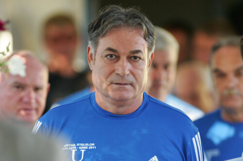 Costică Ştefănescu