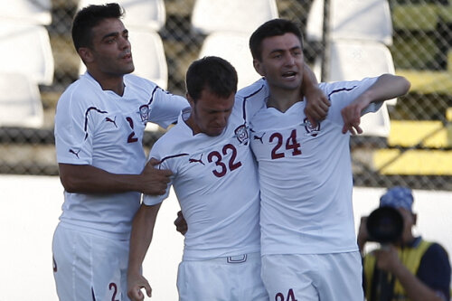 Surdu, alaturi de Iulian Apostol si Rui Duarte, sarbatoreste primul sau gol in tricoul Rapidului