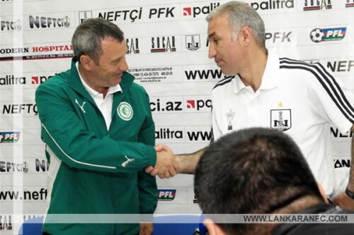 Mircea Rednic a stat un sezon la Hazar Lankaran. Avea un contract de 800.000 de euro, prelungit în această vară. Şi-a dat demisia supărat că patronul echipei a dat afară toţi străinii