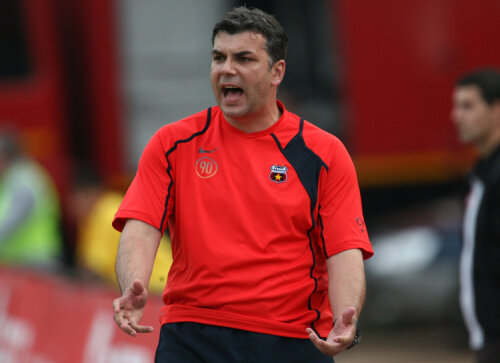 Cosmin Olăroiu
